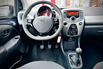 Voertuigafbeelding 14