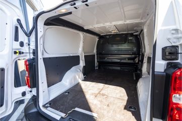 Voertuigafbeelding 13