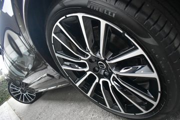 Voertuigafbeelding 5