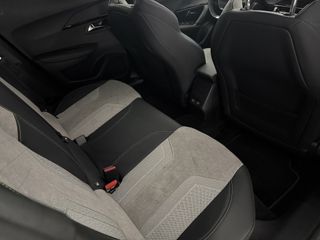 Voertuigafbeelding 42