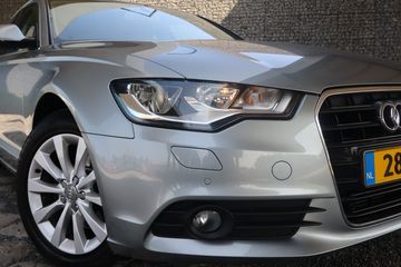 Voertuigafbeelding 3