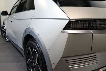 Voertuigafbeelding 4