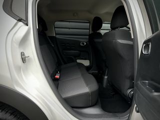 Voertuigafbeelding 47