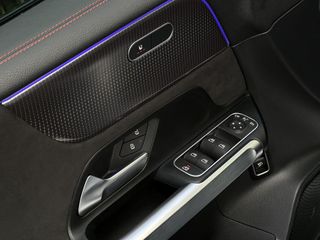 Voertuigafbeelding 34