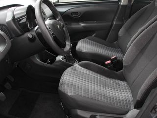 Voertuigafbeelding 25