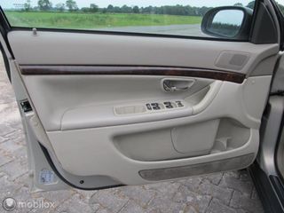 Voertuigafbeelding 9