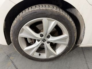 Voertuigafbeelding 26