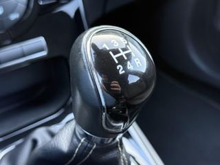 Voertuigafbeelding 25