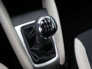 Voertuigafbeelding 35