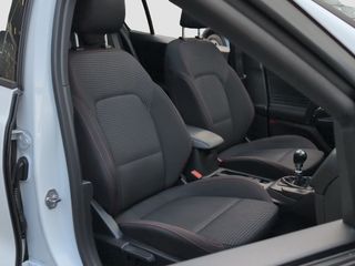 Voertuigafbeelding 8