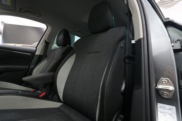 Voertuigafbeelding 13