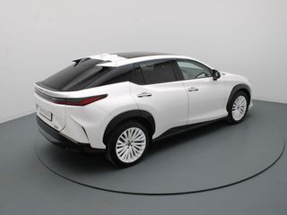 Voertuigafbeelding 12