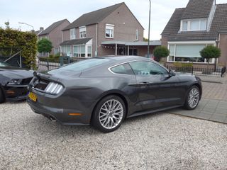 Voertuigafbeelding 1