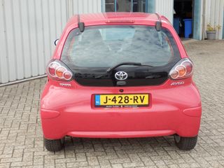 Voertuigafbeelding 4