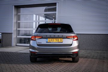 Voertuigafbeelding 9