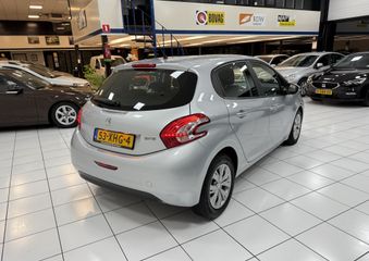 Voertuigafbeelding 12