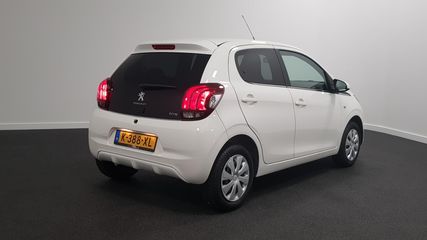 Voertuigafbeelding 3