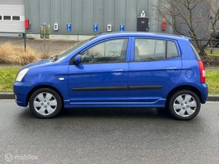 Voertuigafbeelding 4