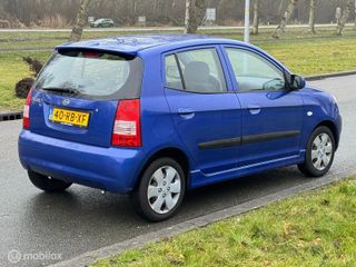 Voertuigafbeelding 7