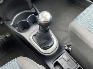 Voertuigafbeelding 17