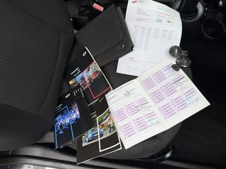 Voertuigafbeelding 12