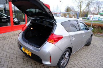 Voertuigafbeelding 8