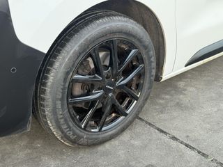 Voertuigafbeelding 11