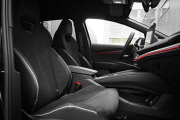 Voertuigafbeelding 7