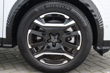 Voertuigafbeelding 12