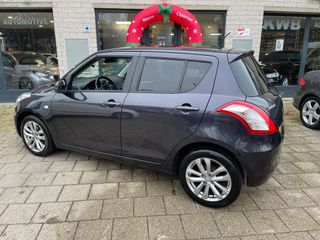 Voertuigafbeelding 8