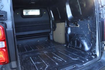 Voertuigafbeelding 14