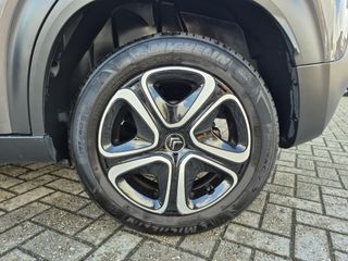 Voertuigafbeelding 32