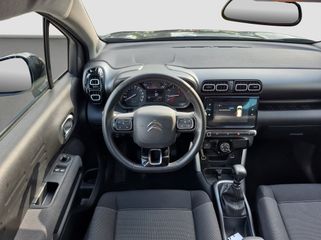 Voertuigafbeelding 8