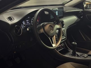 Voertuigafbeelding 37