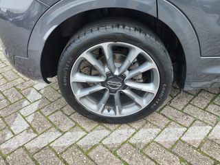 Voertuigafbeelding 30