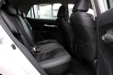 Voertuigafbeelding 13