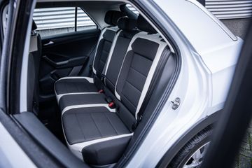 Voertuigafbeelding 8