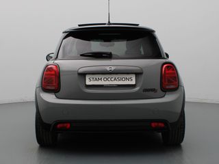 Voertuigafbeelding 26