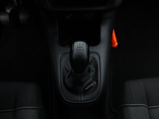 Voertuigafbeelding 18