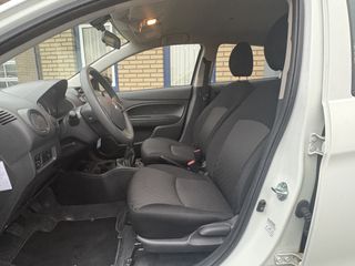 Voertuigafbeelding 18