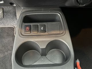 Voertuigafbeelding 32