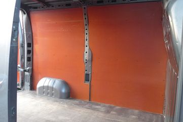 Voertuigafbeelding 9