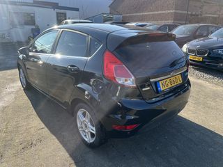 Voertuigafbeelding 2