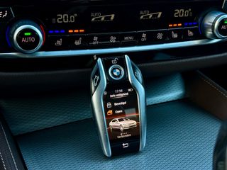 Voertuigafbeelding 12