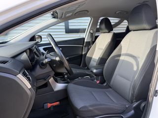 Voertuigafbeelding 7