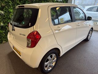 Voertuigafbeelding 3