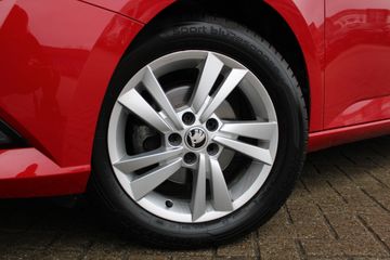 Voertuigafbeelding 11