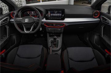 Voertuigafbeelding 12