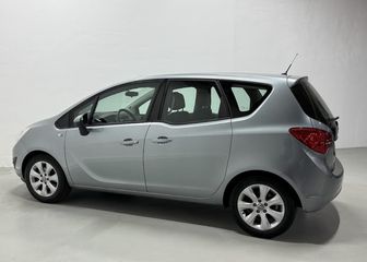 Voertuigafbeelding 3