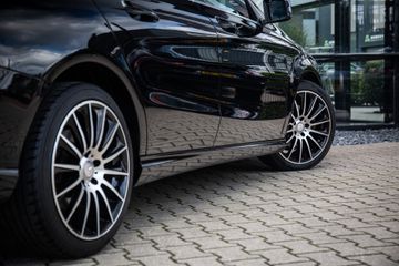 Voertuigafbeelding 4